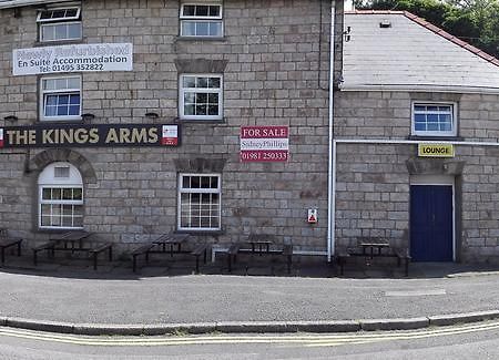 Kings Arms Guest House Ebbw Vale Exterior photo