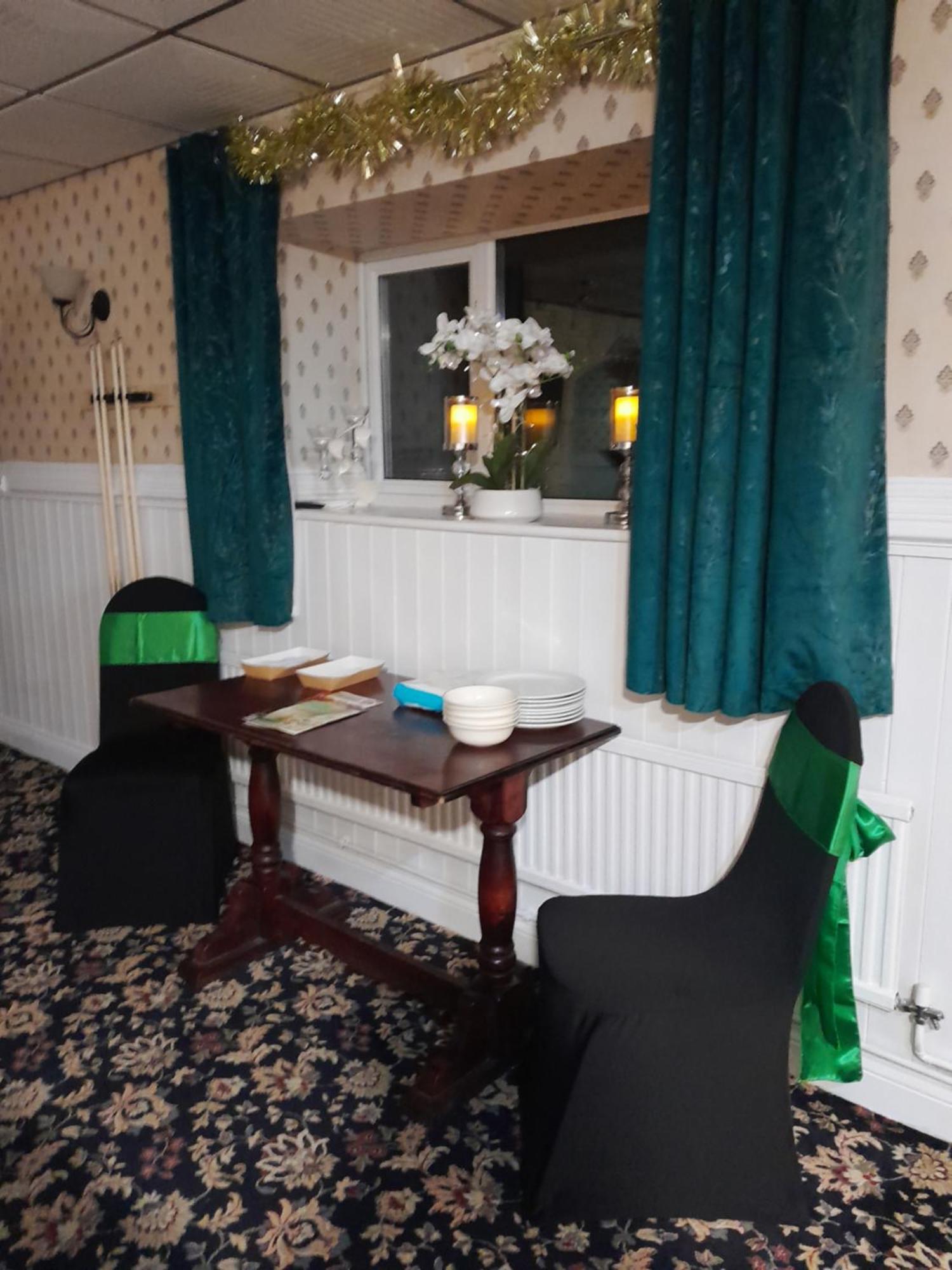 Kings Arms Guest House Ebbw Vale Exterior photo